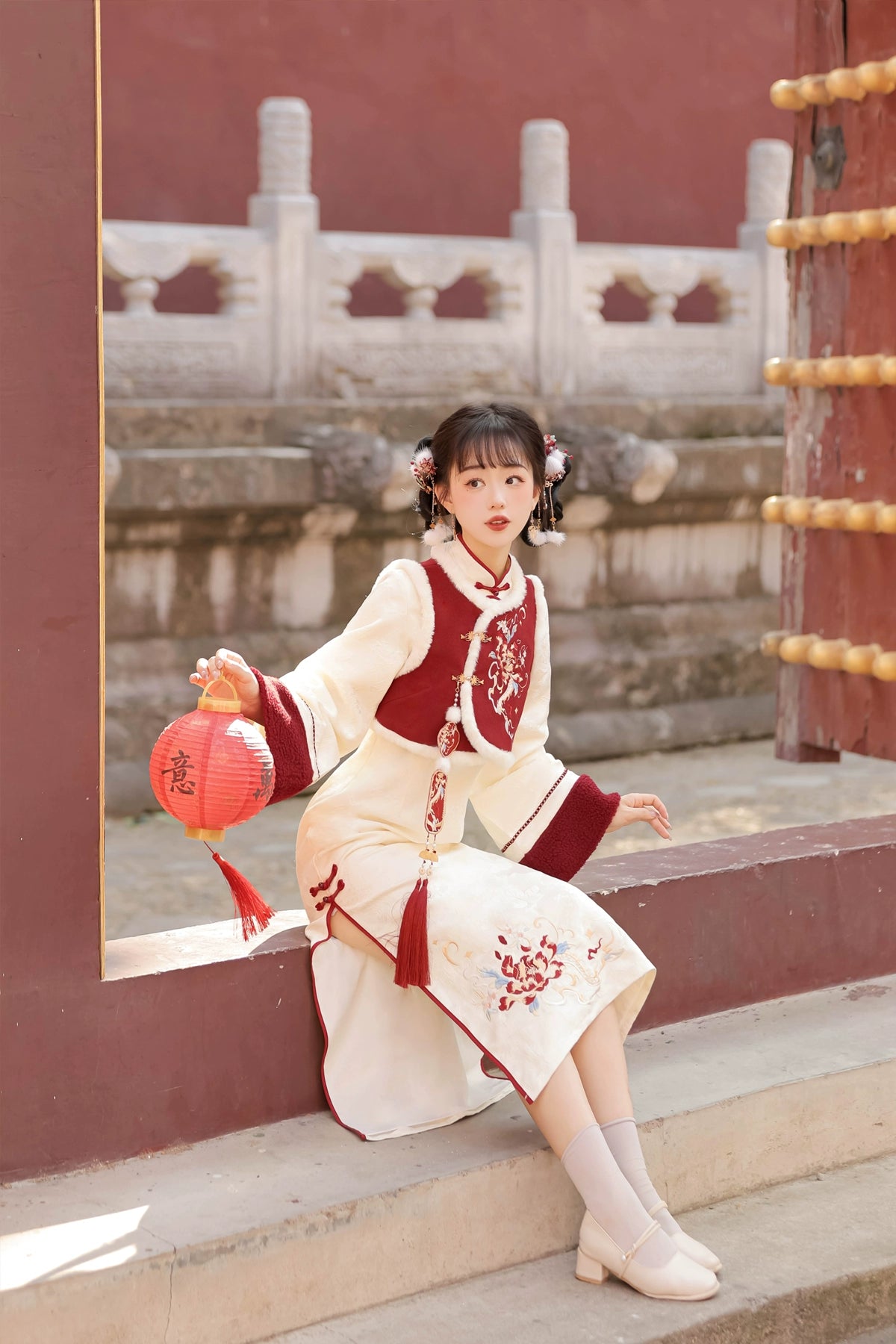 autumn and winter lolita spring dawn Chinese style short vest new year red robe long sleeve op cheongsam dress