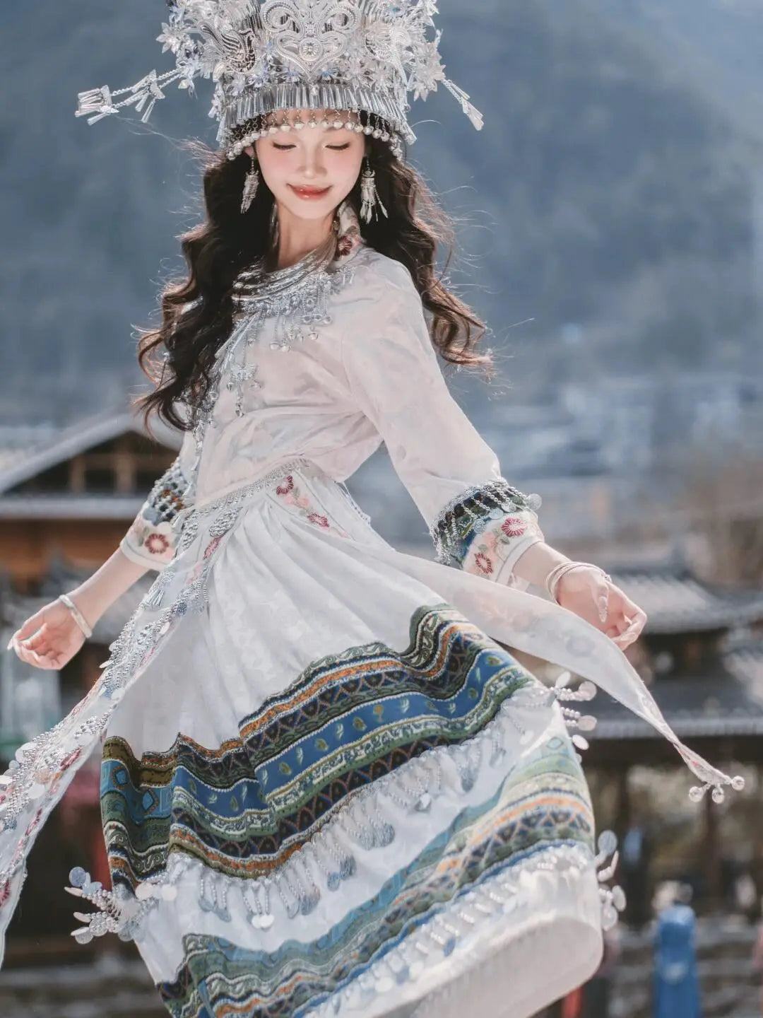 White Miao Ethnic Dress – Traditional Minority Costume Set for Women's Photoshoots & Stage Performances