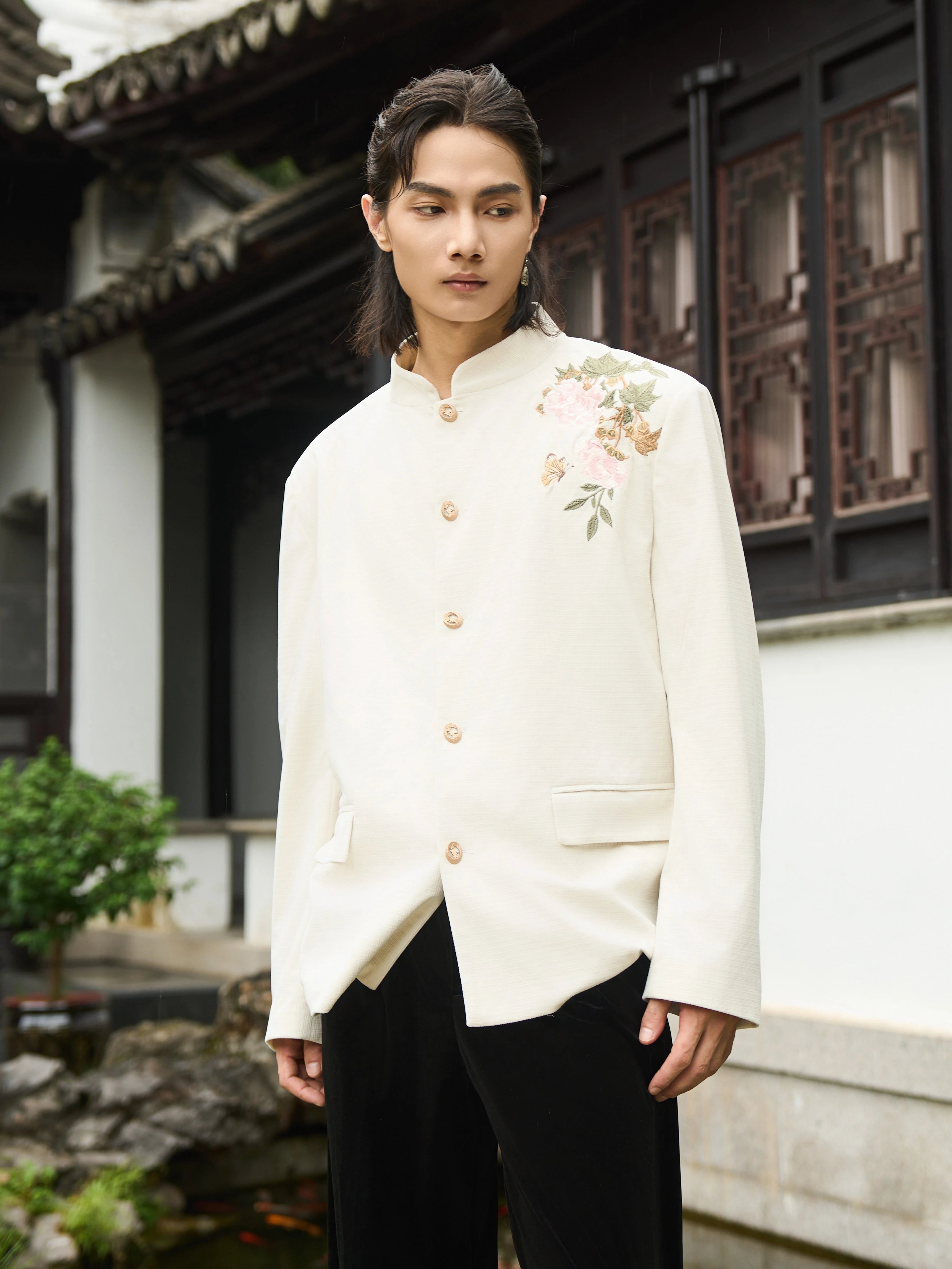 [Furongye · Wings of Bloom] Unisex Mandarin Blazer – Black Suit Jacket with Peony & Butterfly Embroidery