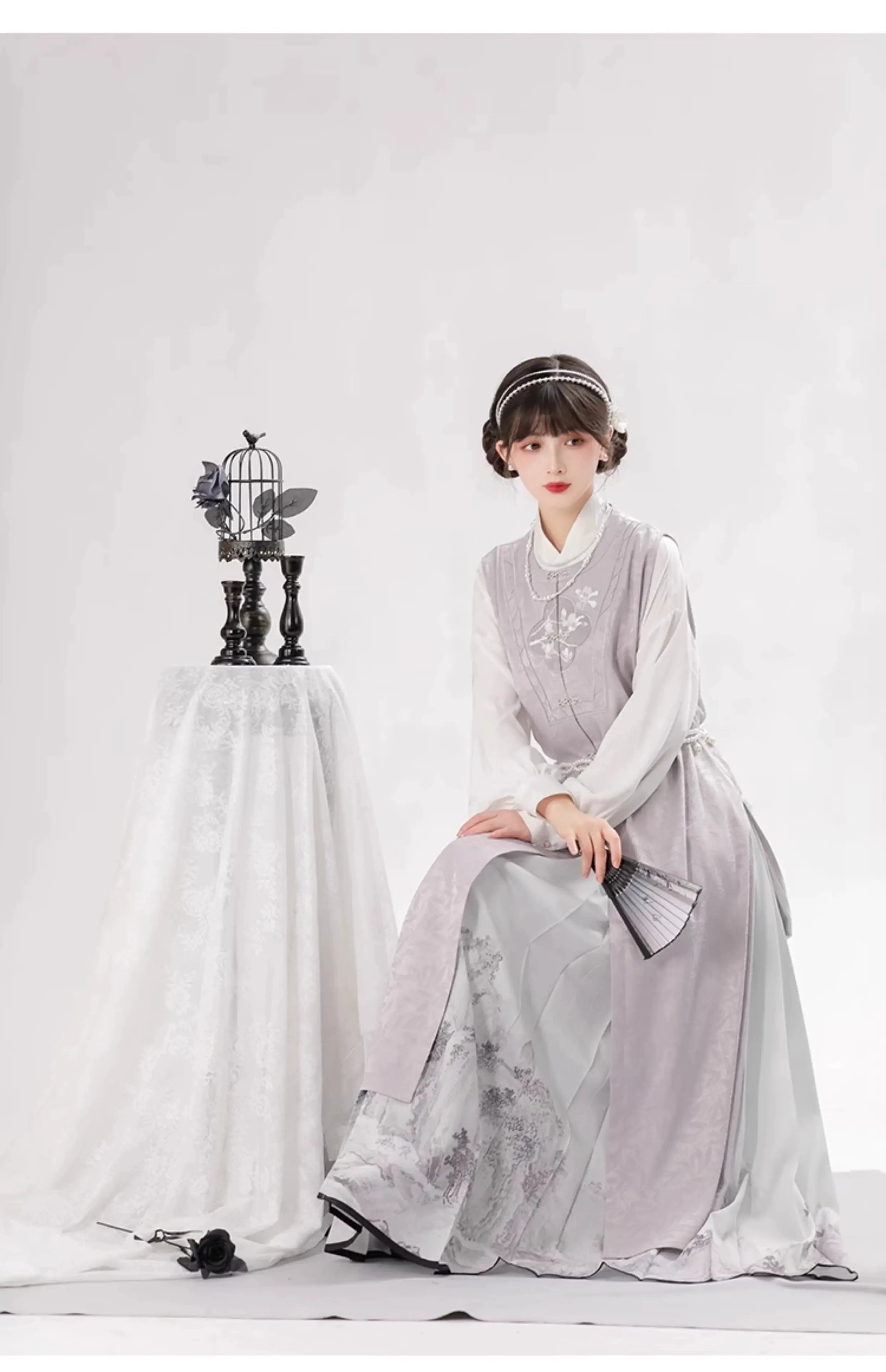 This purple hanfu for women features elegant hanfu sleeves, intricate hanfu patterns, and layered hanfu skirt designs. Perfect as a princess hanfu dress, fairy hanfu dress, or sexy hanfu, it’s inspired by Tang Dynasty hanfu and ideal for hanfu cosplay or hanfu dance styles. Available in plus size hanfu, it’s perfect for any occasion. Wondering where to buy hanfu? Visit our hanfu shop for the best hanfu for sale options.