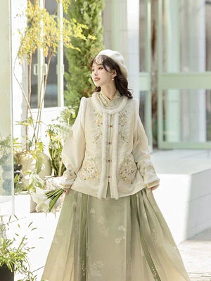 “Meow Meow” – Cozy Ming-Style Hanfu Set with Embroidered Bijia & Mamian Skirt (Winter) - Yandan_Hanfu