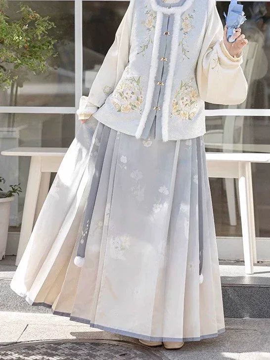 “Meow Meow” – Cozy Ming-Style Hanfu Set with Embroidered Bijia & Mamian Skirt (Winter) - Yandan_Hanfu