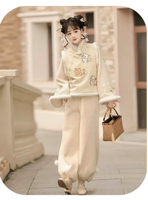 Raccoon Embroidered Hanfu Vest Set for Women – Short Vest with New Chinese Style Lantern Pants & Qipao Skirt, Autumn/Winter Outfit - Yandan_Hanfu