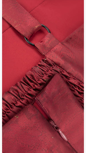 Zipper and elastic waist detail of [Dan Que Acacia] New Chinese Style Red Wedding Dress for adjustable fit and comfort.