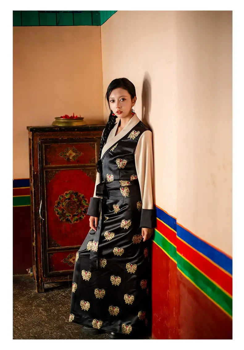 Tibetan traditional long skirt clothing