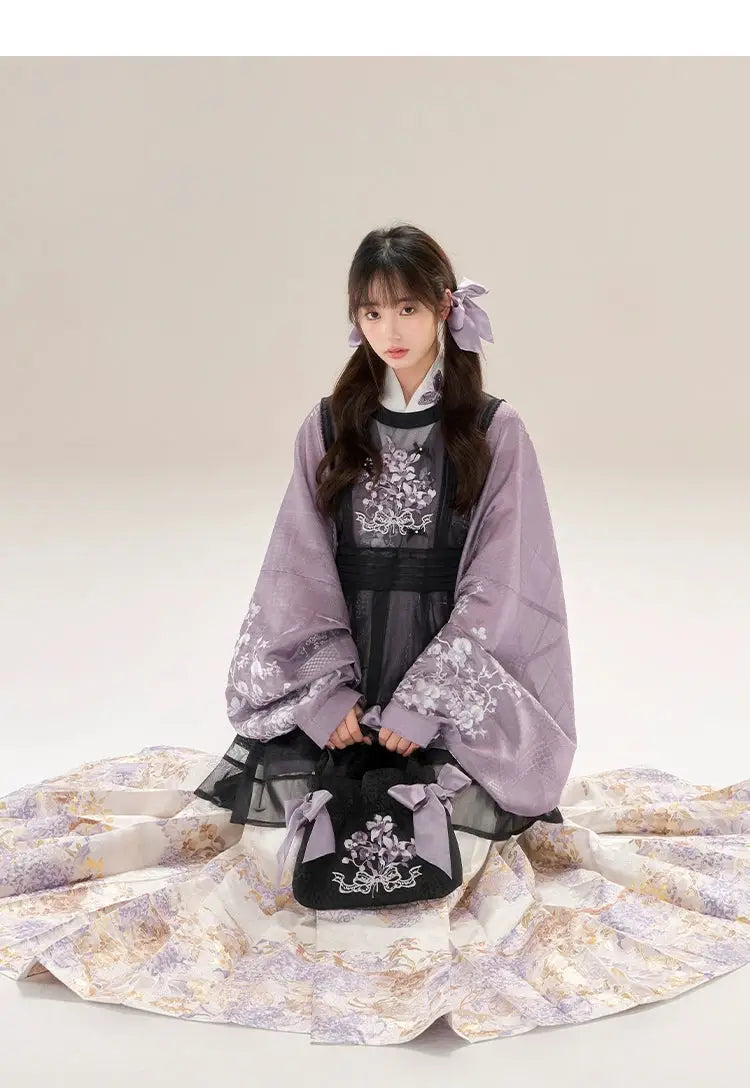 This purple hanfu coat features flowing hanfu sleeves and a hanfu jacket inspired by Song Dynasty hanfu. Pair it with a princess hanfu dress or hanfu shirt for an elegant look. Loved by hanfu woman and hanfu female enthusiasts, it blends chinese clothing patterns with a hanfu modern style. Perfect for festivals like modern Chinese New Year clothes, it’s available from Chinese clothing brands online, the best Chinese designer clothing websites, and demarzo Chinese clothing collections.