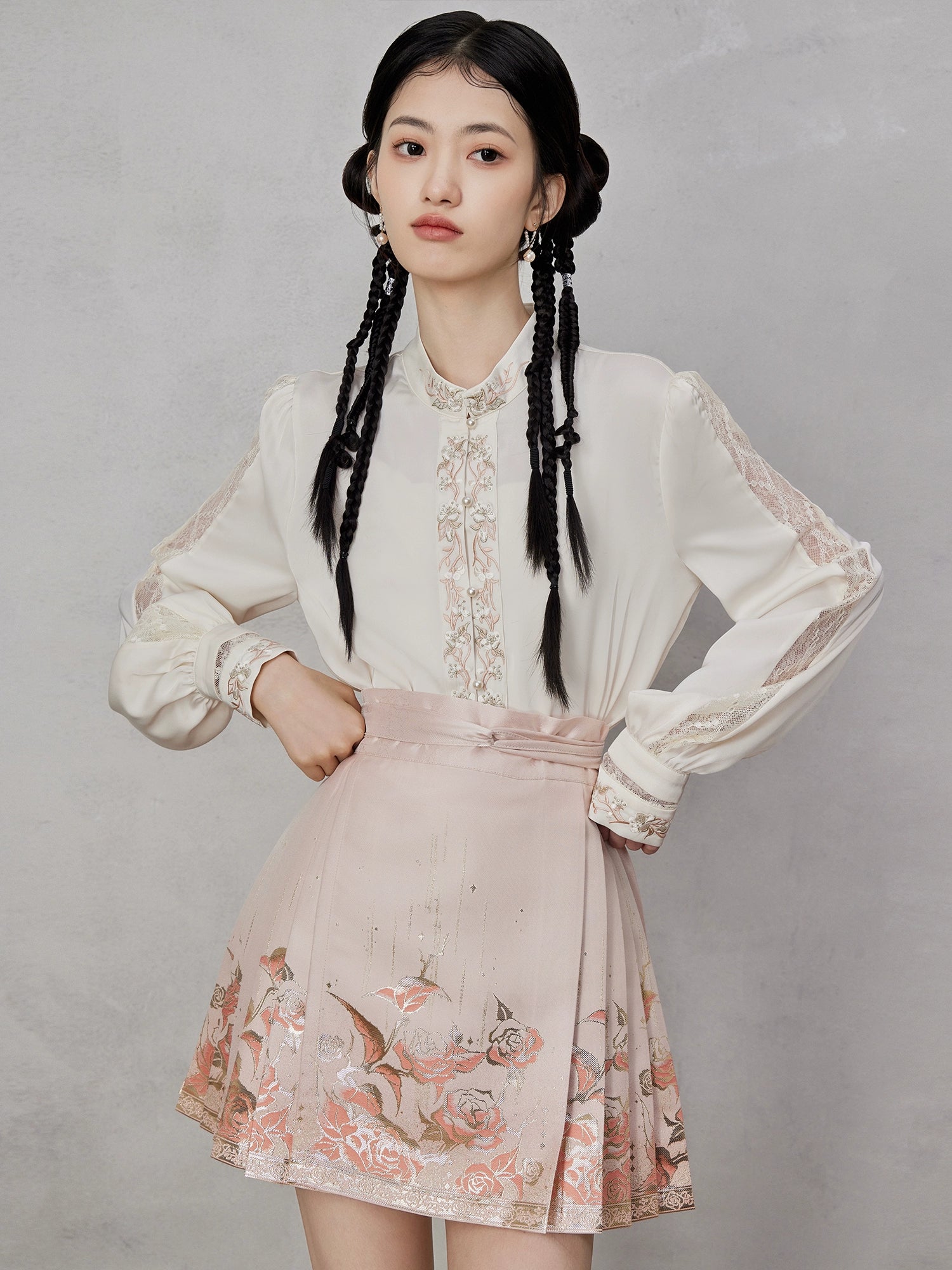 [Gilt Rose] Pink Ming Weaving Gold Half-length Short Horse Dress Summer