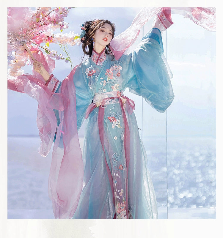 Flowers fly into dreams, Warring States robe embroidery fairy spring and summer Hanfu