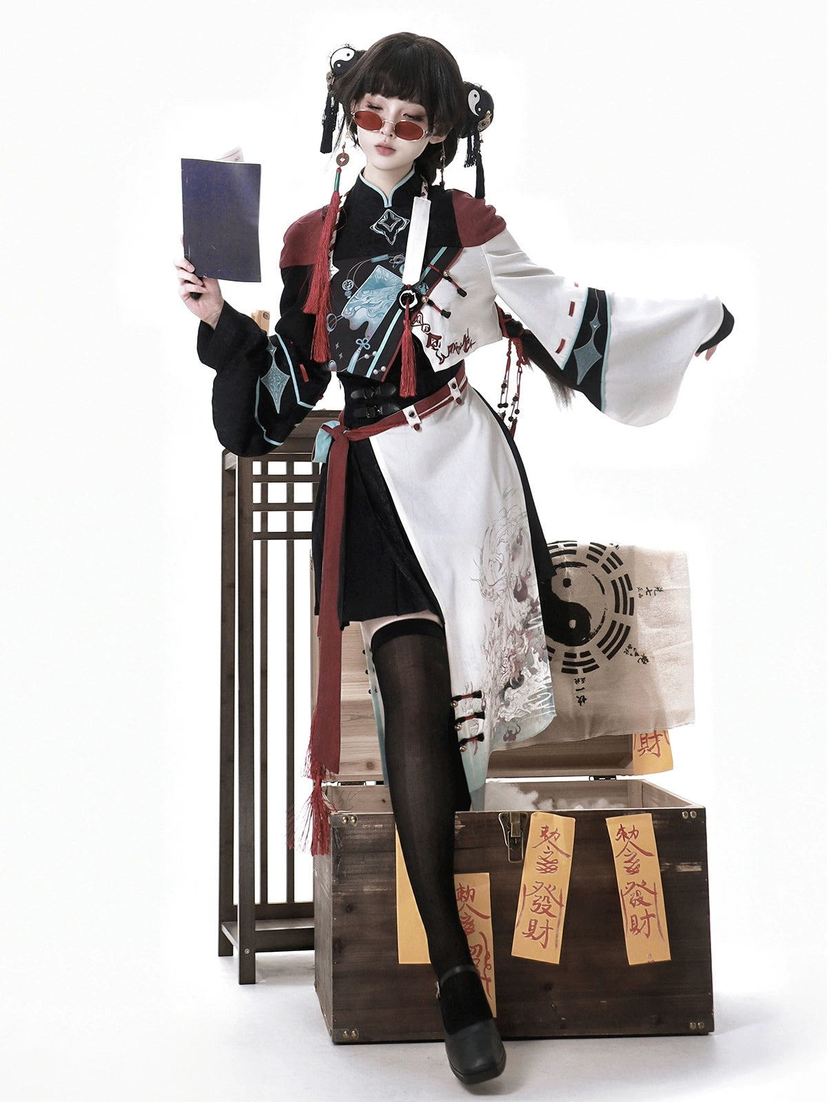 【Walk with Spirits】New Chinese Lolita Outfit – Han-Inspired Top and Skirt Duo
