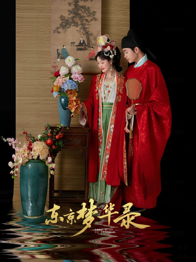 Red Song Dynasty Hanfu Chinese embroidery wedding clothes, happy marriage couple suit