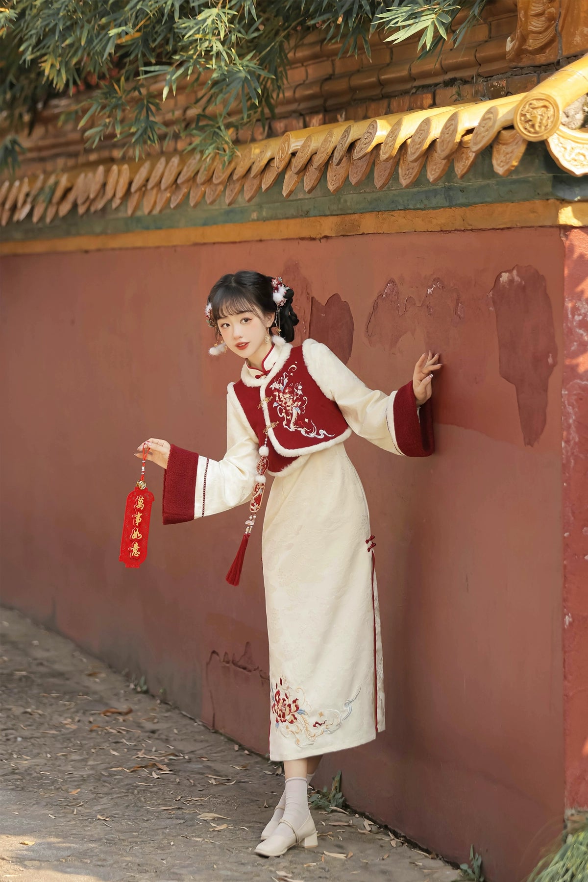 autumn and winter lolita spring dawn Chinese style short vest new year red robe long sleeve op cheongsam dress