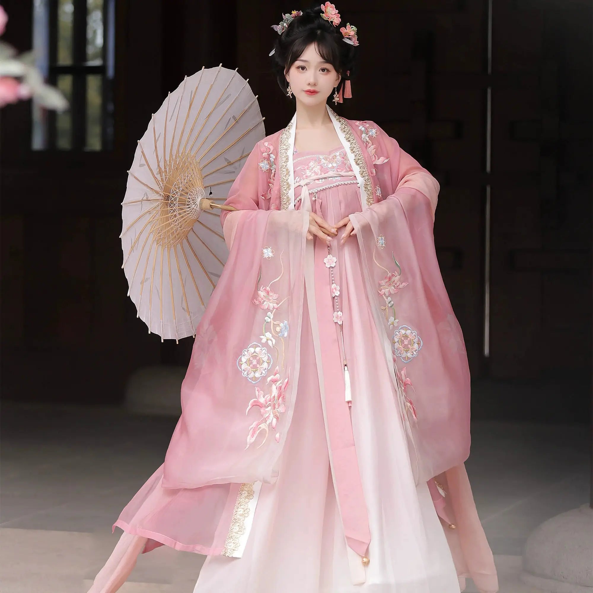 This pink hanfu with flowing hanfu sleeves and elegant hanfu layers is inspired by Ming Dynasty hanfu male styles. Pair it with a princess hanfu dress, hanfu shirt, or charming hanfu lolita. Available in silk hanfu, cotton hanfu, and plus size hanfu options, it’s perfect for any occasion. Shop authentic designs at a trusted hanfu shop and complete your look with this versatile hanfu jacket loved by hanfu woman fans.