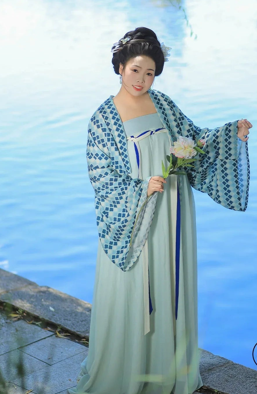 Bicheng – Plus Size Tang-Style Hanfu | Famen Temple Inspired Qi-Xiong Set for Autumn - Yandan_Hanfu