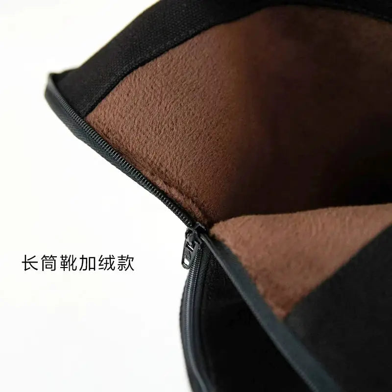 Explore Black hanfu boots, hanfu shoes, and ancient Chinese shoes designed for tradition and style. From Chinese wedding shoes to Chinese flat shoes and Chinese Mary Jane shoes, our collection suits every occasion. Celebrate with Chinese traditional shoes, or try unique Chinese wrestling shoes and festive Chinese New Year Ja Morant shoes.