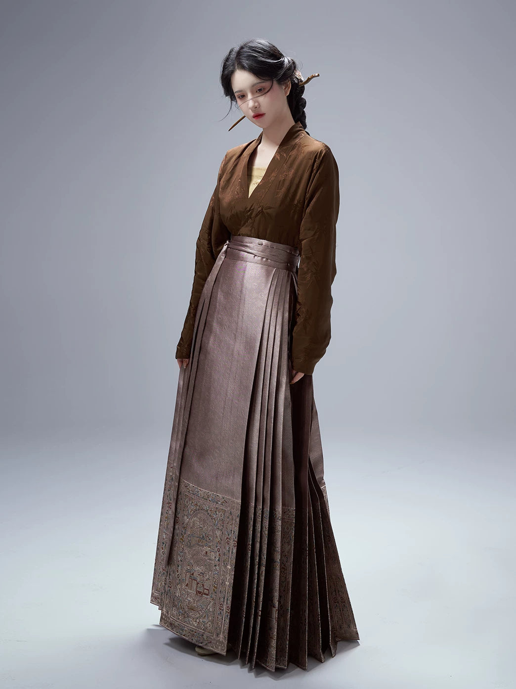 Original ming style hanfu women suit song jin dark pattern jacquard top with imitation makeup flower horse skirt fabric detail