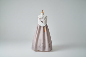  Pastel embroidered korean hanbok elegant traditional korean dress