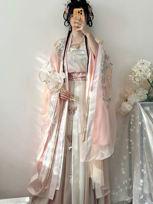  Plus size butterfly love hanfu set song style qiyao robe with wide sleeves slimming spring outfit for curvy women fabric detail