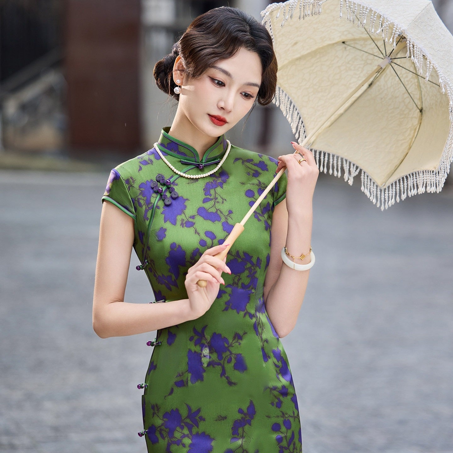 Silk cheongsam qipao olive green blue floral print mulberry silk short sleeve slim maxi dress vintage elegant for women front view