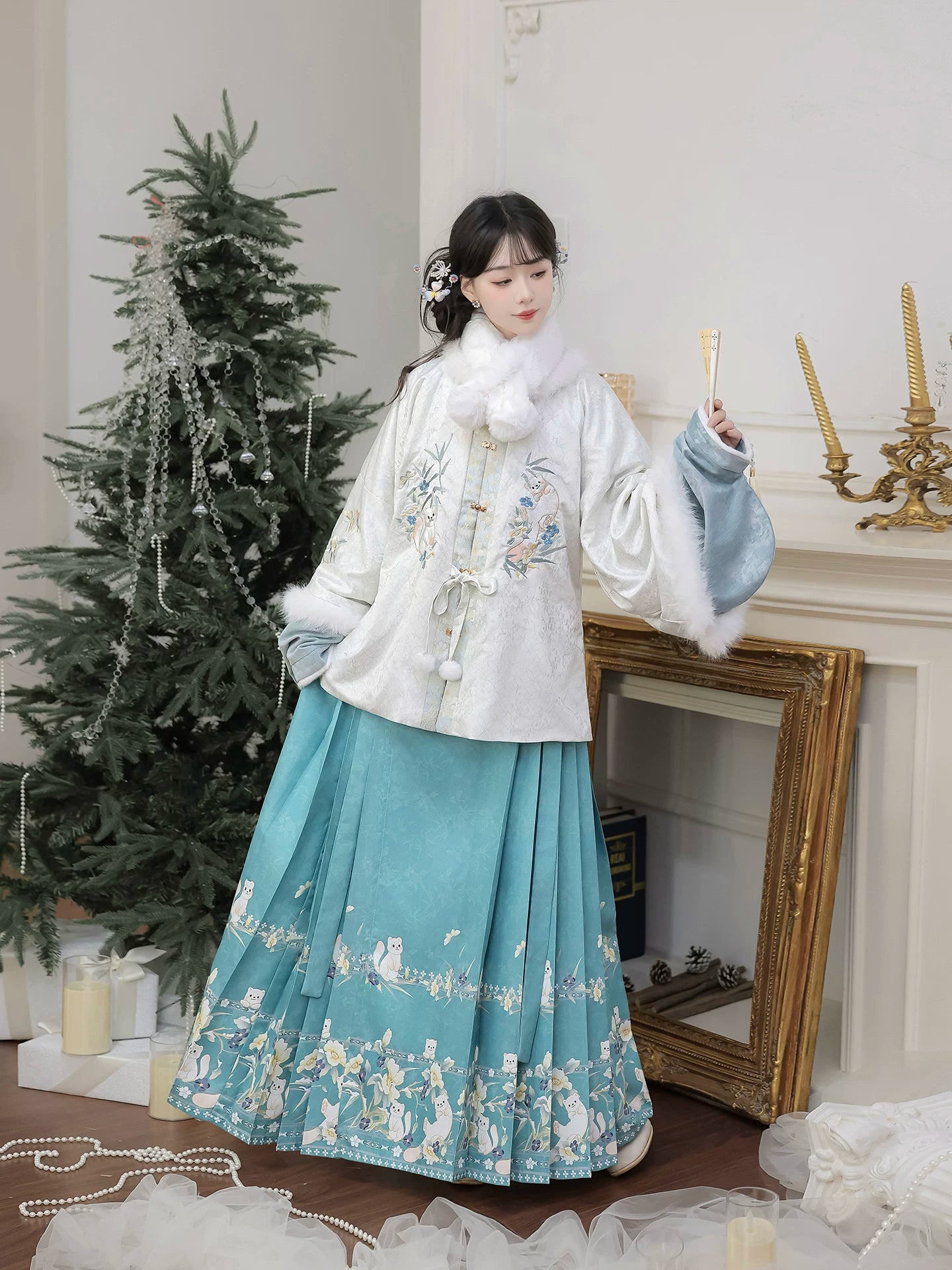  Snow baby winter hanfu set ming dynasty round neck bijia and horse face skirt

