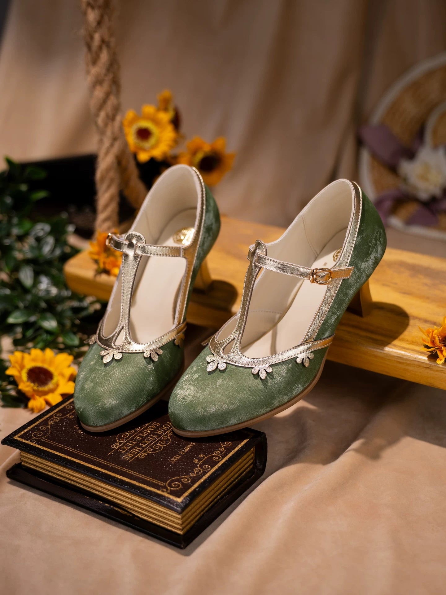 Temperament wine glass heel shoes beautiful not tired feet retro republic of china cheongsam mary jane t belt 6cm

