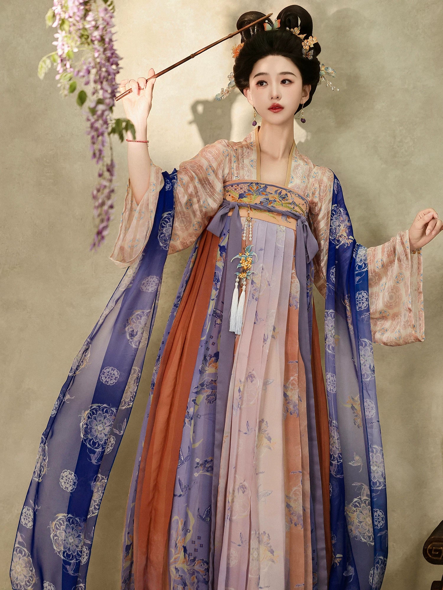 The prosperous tang dynasty is a dream fairy hanfu original tang women chest length skirt air fluttering restoration summer dress fabric detail