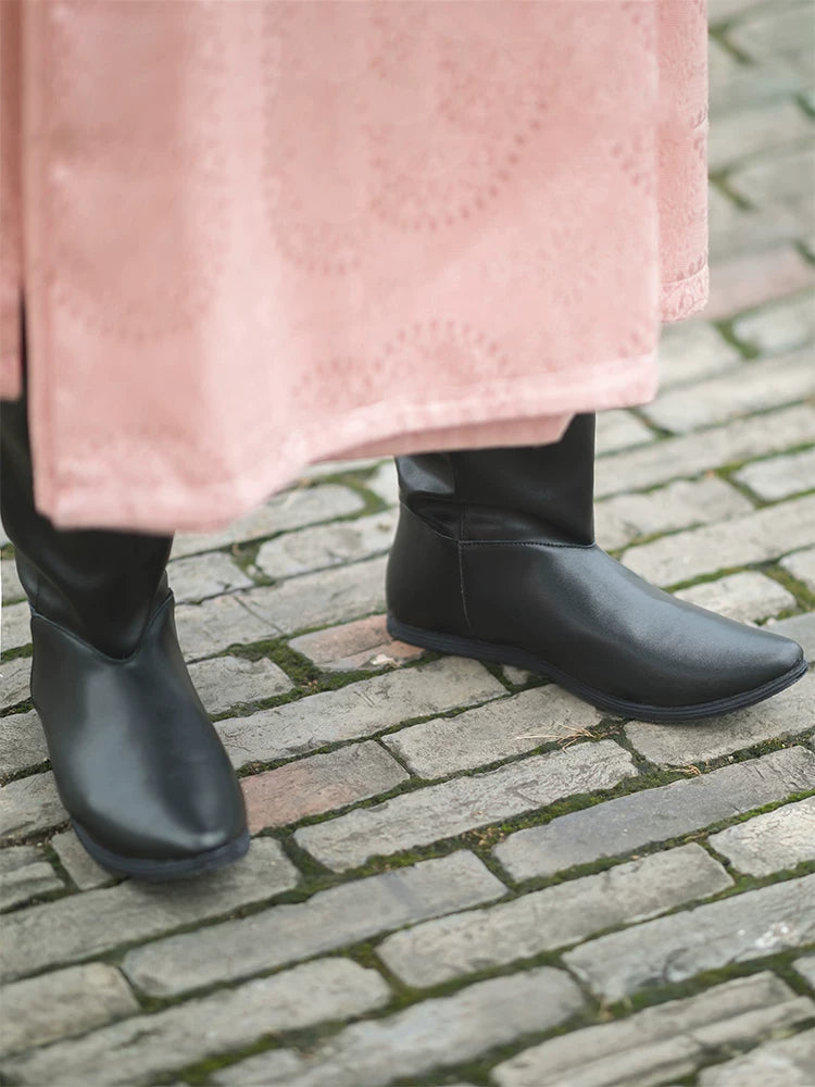 Black leather boots tang dynasty liuhe style hanfu boots for men and women traditional