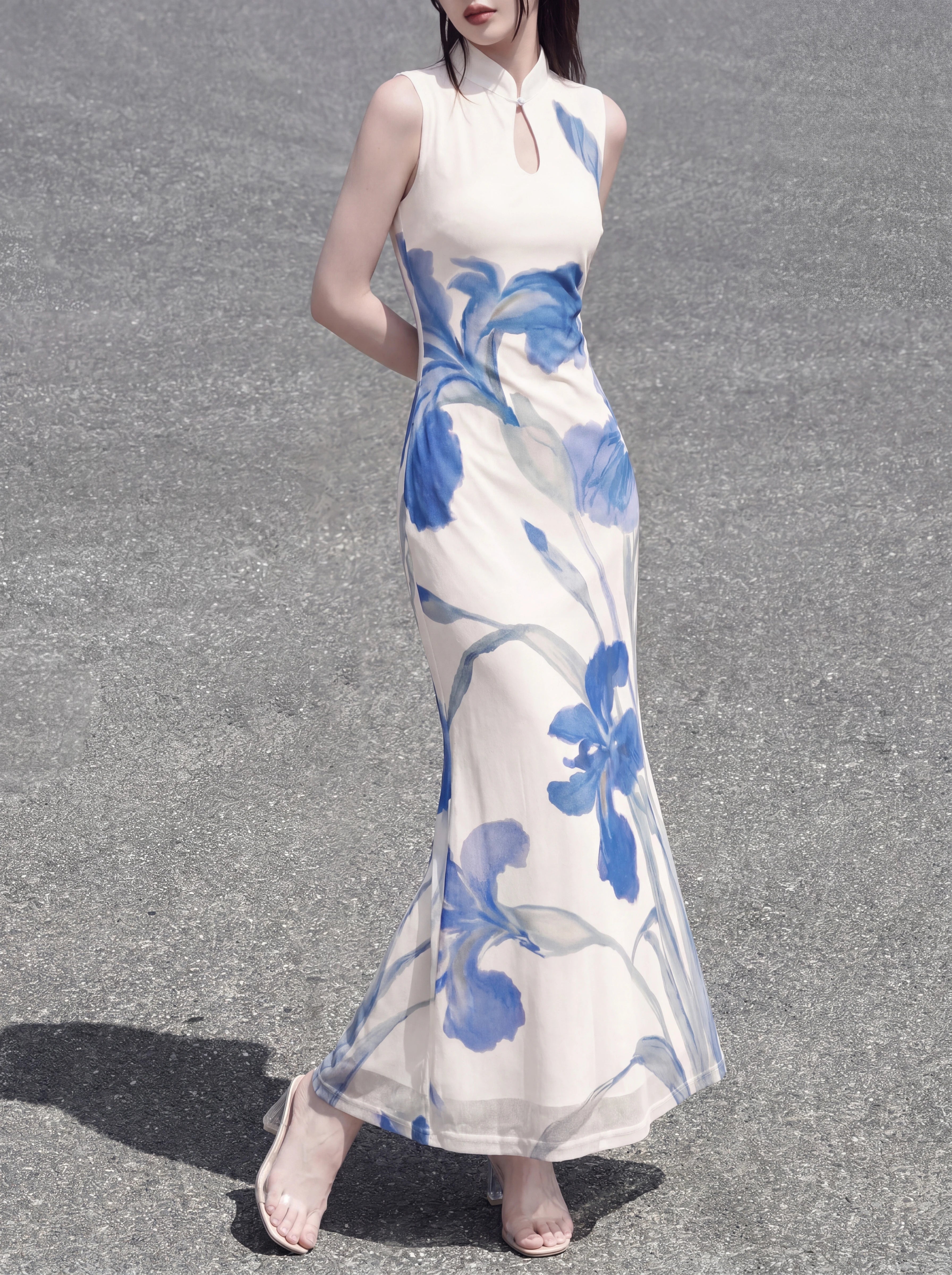 White iris cheongsam dress long holiday temperament art skirt sleeveless stand up collar for women daily front view