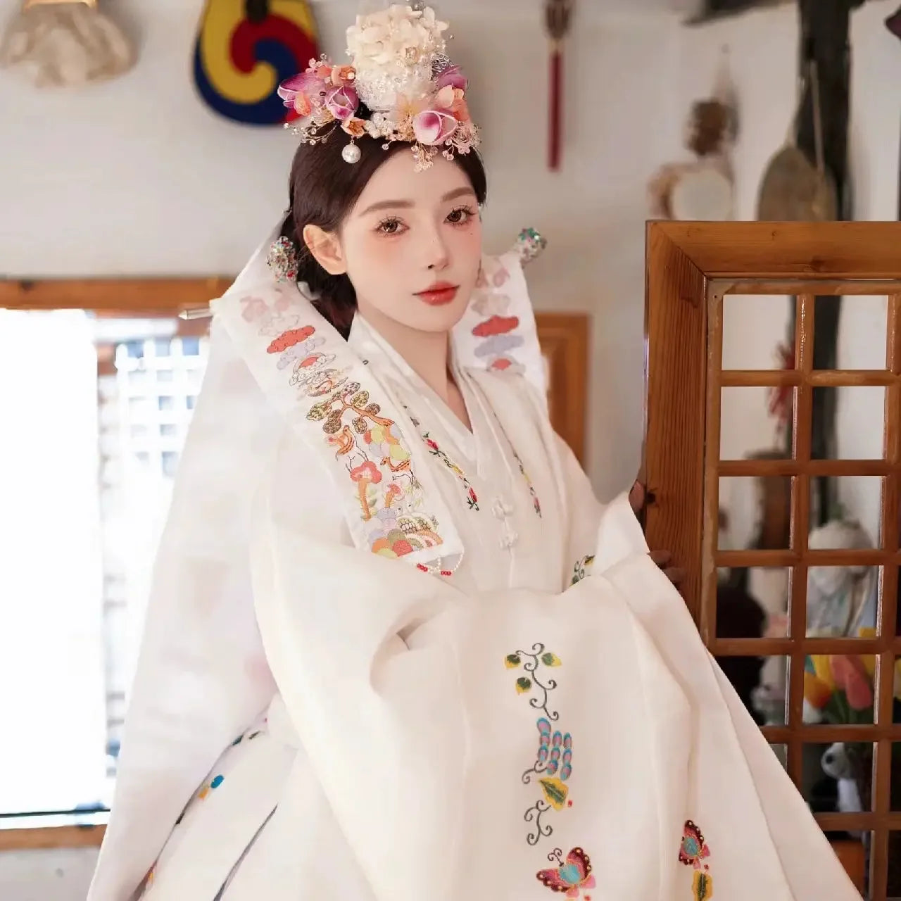  White princess yanji korean hanbok embroidered palace wedding bridal gown back view