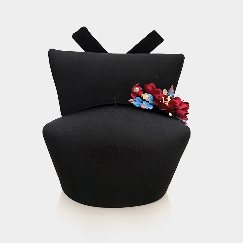 Crossed-wing futou hat with flowers