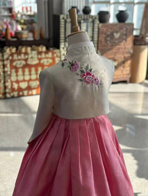 Pink Hanbok
