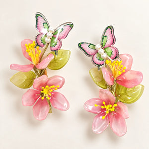 Pink flowers and butterfly clip details