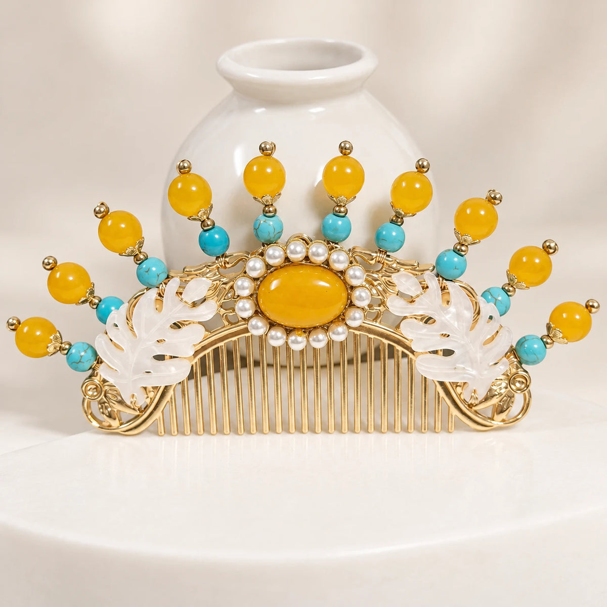 Yellow-and-green decorative hair comb