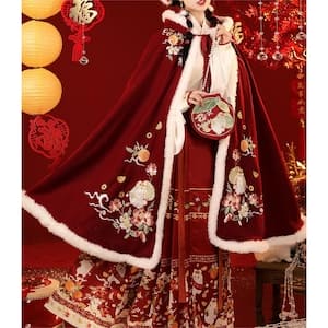 Explore our diverse hanfu collection, featuring everything from winter hanfu, hanfu cloaks, and coats to casual hanfu tops and skirts. Perfect for traditional Chinese ceremonies, modern Chinese New Year celebrations, and special occasions like proms and weddings. Available in stunning red and princess styles, our hanfu dresses for females are a must-see in our online hanfu shop