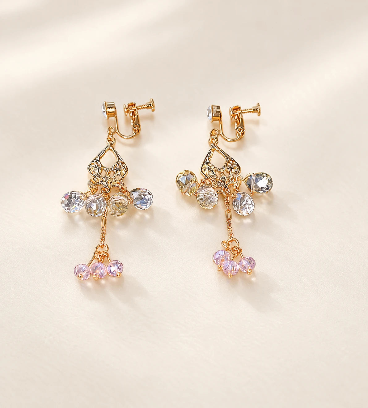 Jinwu clip-on earrings with champagne-pink drops