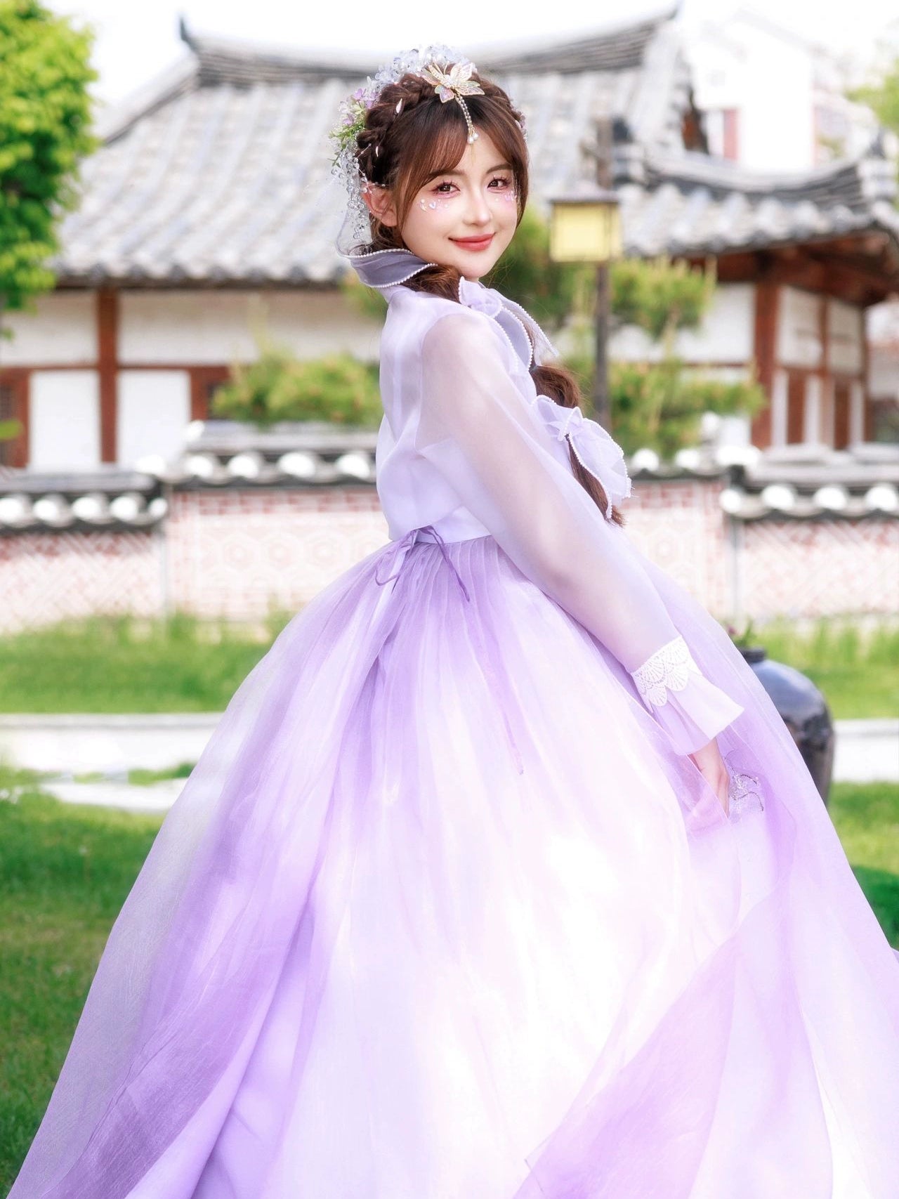 Modern purple princess hanbok for women – flowy traditional Korean palace dress with draped sleeves, ideal for performances, cosplay, events, and photoshoots