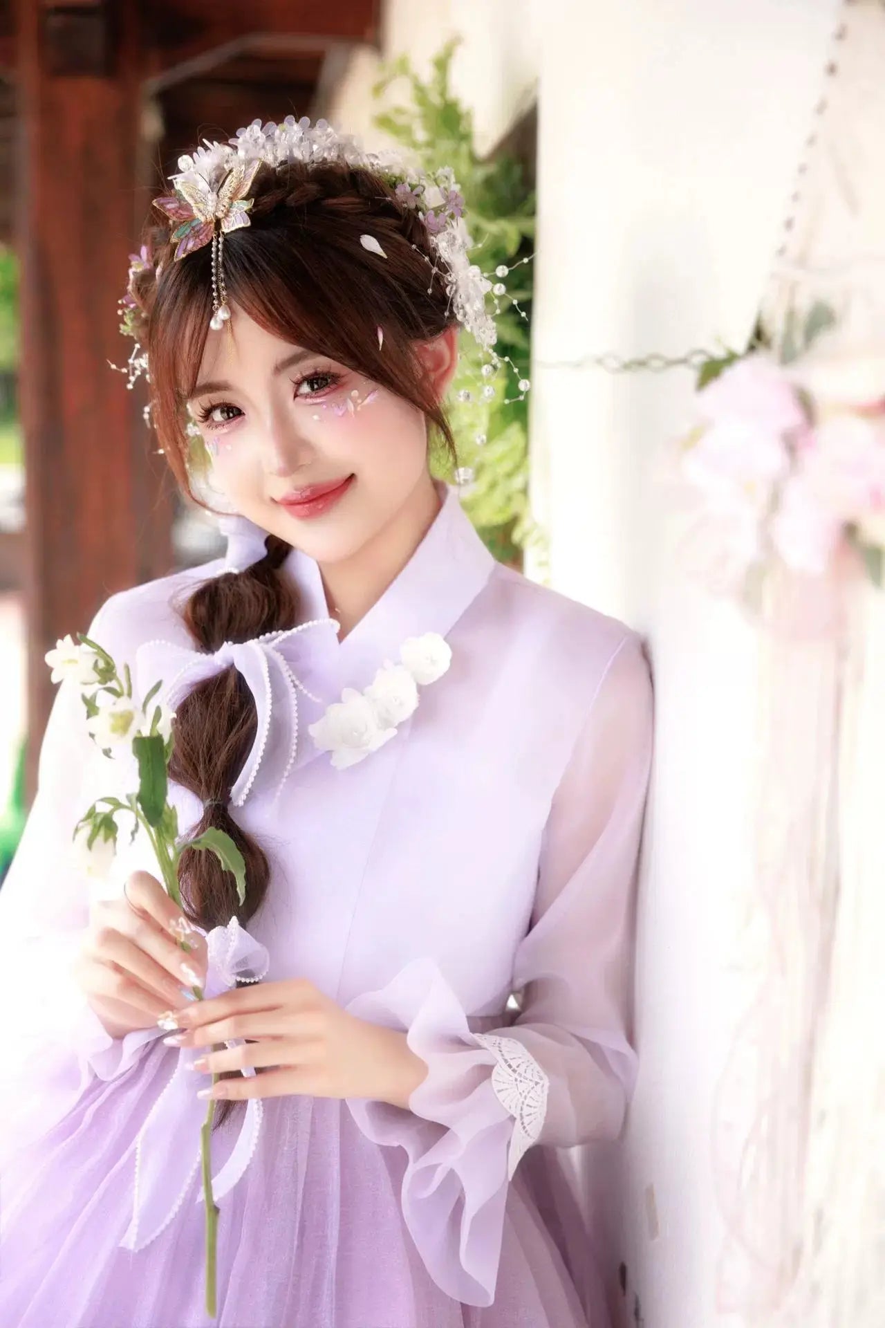 Modern purple princess hanbok for women – flowy traditional Korean palace dress with draped sleeves, ideal for performances, cosplay, events, and photoshoots