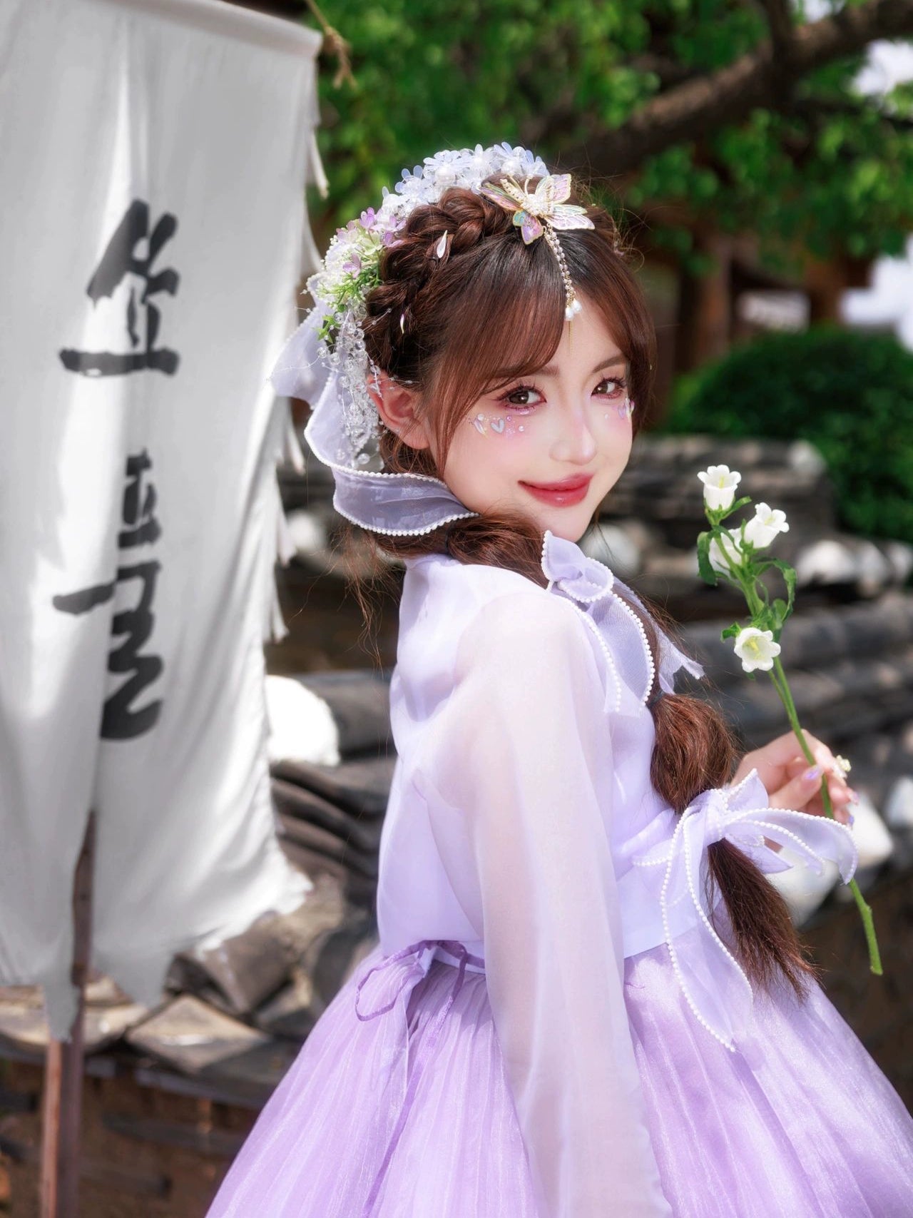 Modern purple princess hanbok for women – flowy traditional Korean palace dress with draped sleeves, ideal for performances, cosplay, events, and photoshoots