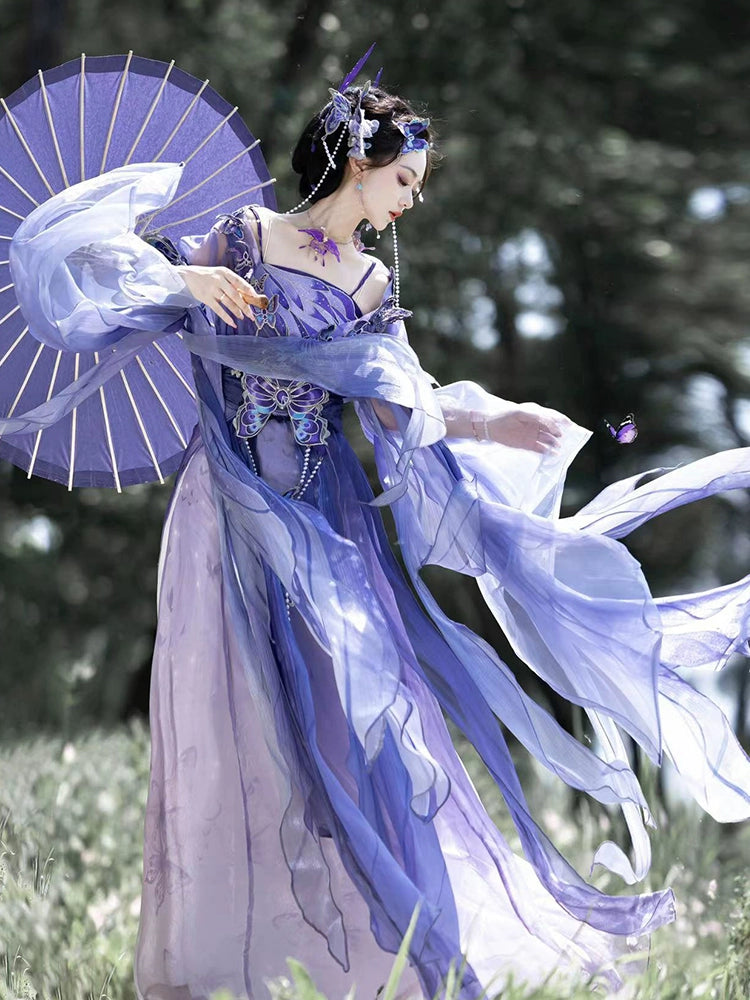 Purple traditional hanfu dress for women, inspired by Song Dynasty, featuring silk fabric with hanfu coat and jacket. Ideal for Chinese New Year, winter hanfu, graduations, and fairy hanfu cosplay. This elegant hanfu is available for sale at hanfu shops and online stores, perfect for hanfu women seeking unique traditional and modern Chinese clothing.