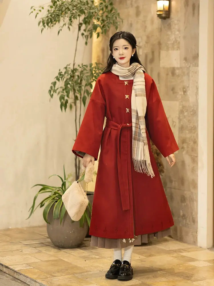 Red silk hanfu dress for women inspired by Song Dynasty, with traditional hanfu coat and jacket. Perfect for Chinese New Year, winter hanfu, graduations, hanfu cosplay, and casual wear. This red modern hanfu combines traditional and modern Chinese clothing styles, available for sale at hanfu shops and online stores. Ideal choice for hanfu women looking for elegant and versatile Chinese clothing