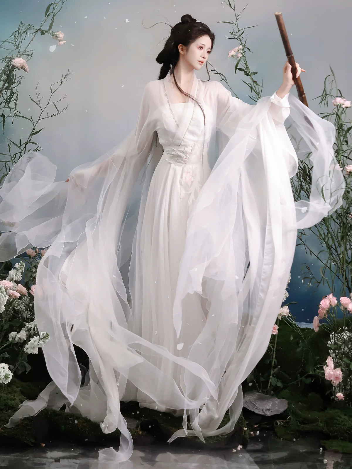 White Hanfu with sweeping sheer outer sleeves
