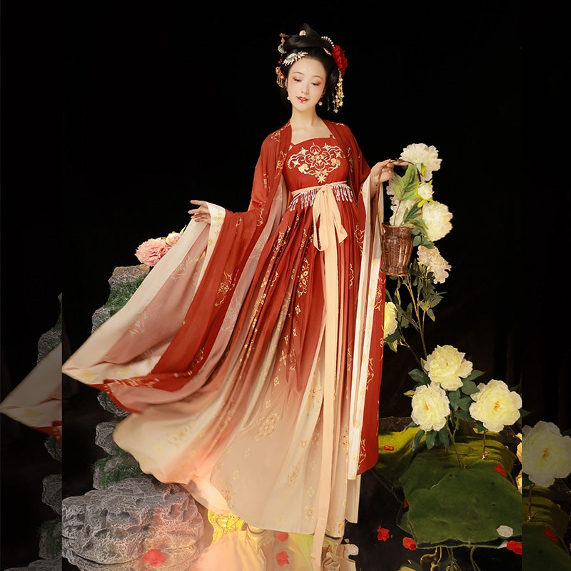 Featuring a diverse collection of Hanfu styles, this display presents a blend of traditional and modern elements, from the intricate embroidery of classic Hanfu to contemporary menswear. The assortment includes authentic Tang Dynasty dresses and detailed Ming Dynasty Hanfu, alongside luxurious royal attire and scholar officials' outfits. With a special emphasis on men's Hanfu, the exhibit highlights the rich cultural tapestry of traditional Asian clothing and modern, Asian-inspired fashiona