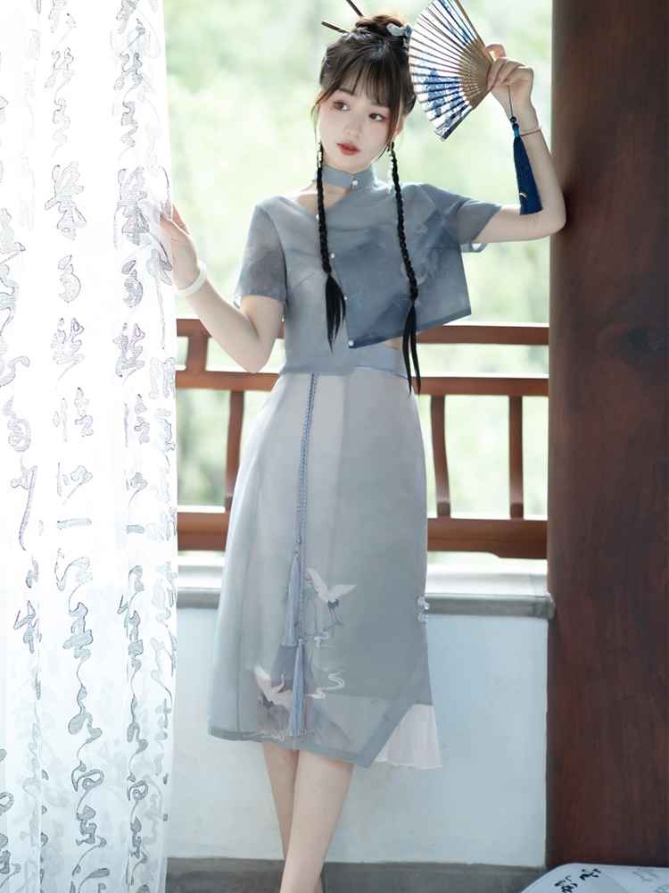Song Dynasty | Black&White Modern Hanfu Chinese traditional clothing Chinese Han clothing Han dynasty clothing Traditional Chinese fashion Han Chinese clothing Chinese Hanfu clothing Ancient Chinese clothing Chinese traditional dress Hanfu culture Hanfu accessories Hanfu shoes Hanfu dress Hanfu wedding Hanfu fabric Black Modern Hanfu clothing for women Black Modern Hanfu dress Black Modern Hanfu fashion Black Modern Hanfu outfit Black Modern Hanfu style