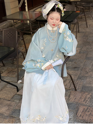 men's Hanfu, from traditional Chinese menswear to modern from Tang Dynasty traditional attire to Ming and Song Dynasty inspired Hanfu. Items such as scholar official Hanfu hats, Chinese court official attire, and royal traditional dress are prominently featured. This display also offers a glimpse into the evolution of Asian clothing, presenting pieces like casual Hanfu and Asian-inspired outfits.Hanfu patterns contributes to the journey through the history of male Chinese and Asian fashion